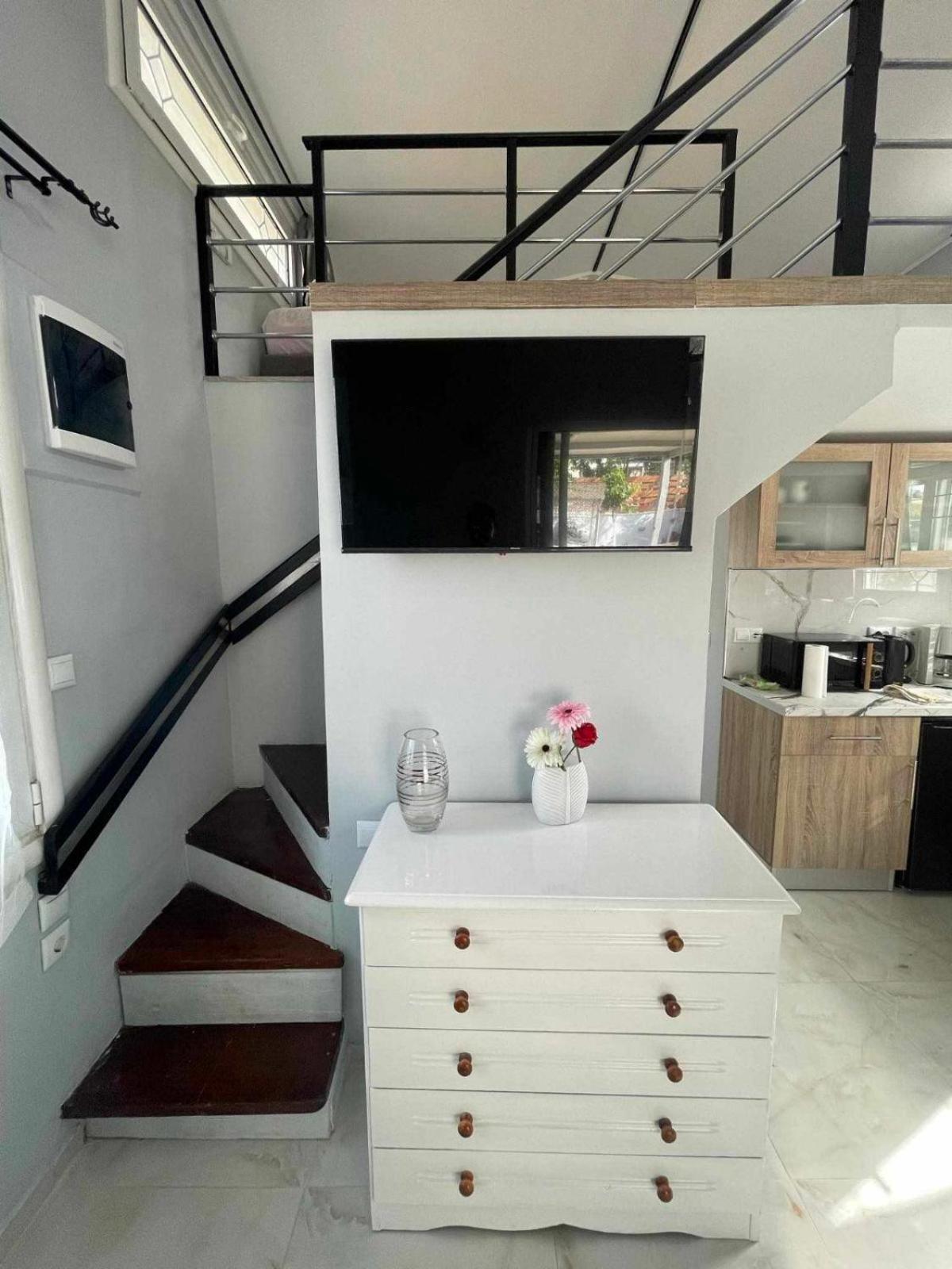 Vila Filio'S Loft Near Airport Artemida  Exteriér fotografie