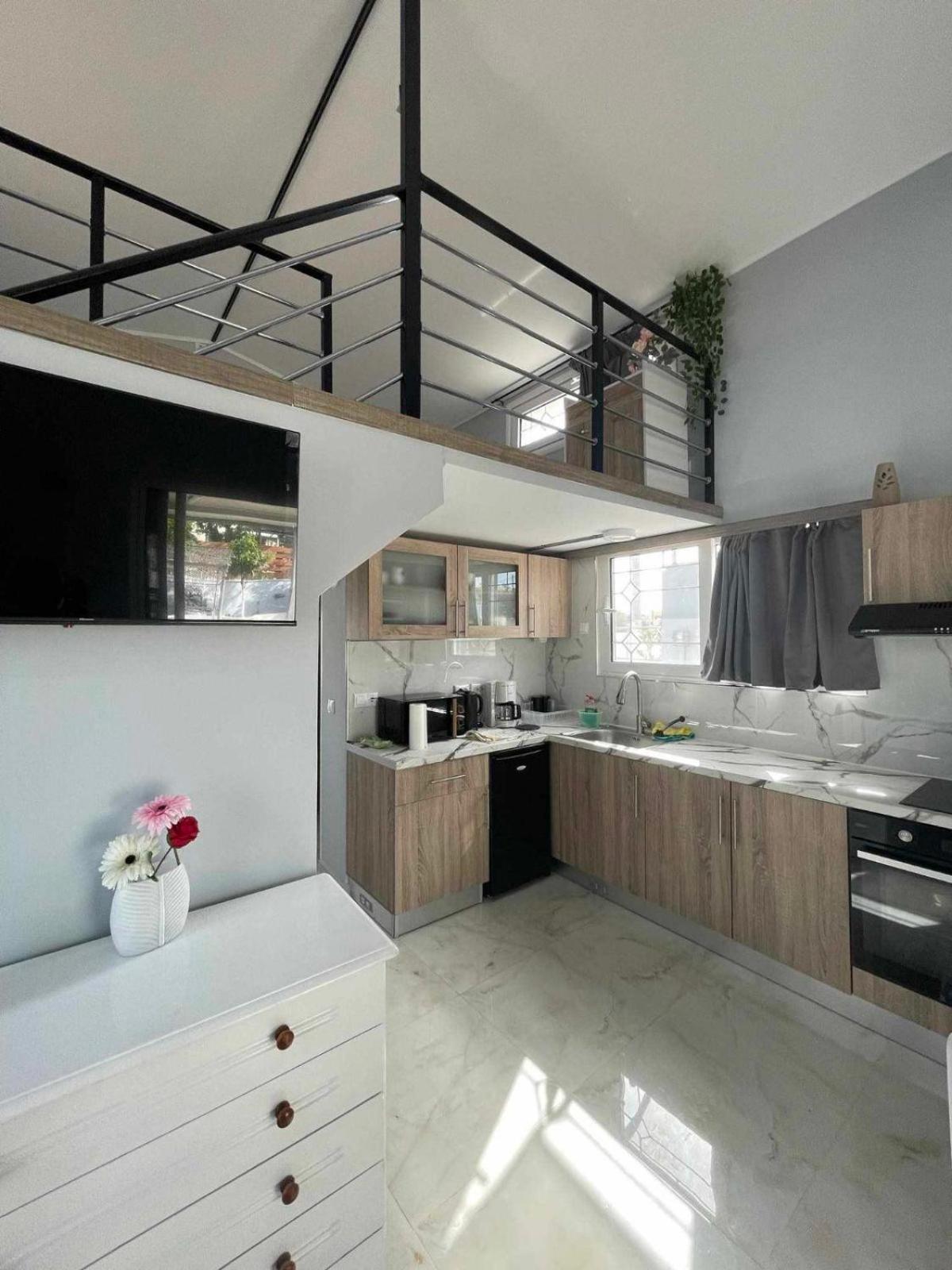 Vila Filio'S Loft Near Airport Artemida  Exteriér fotografie
